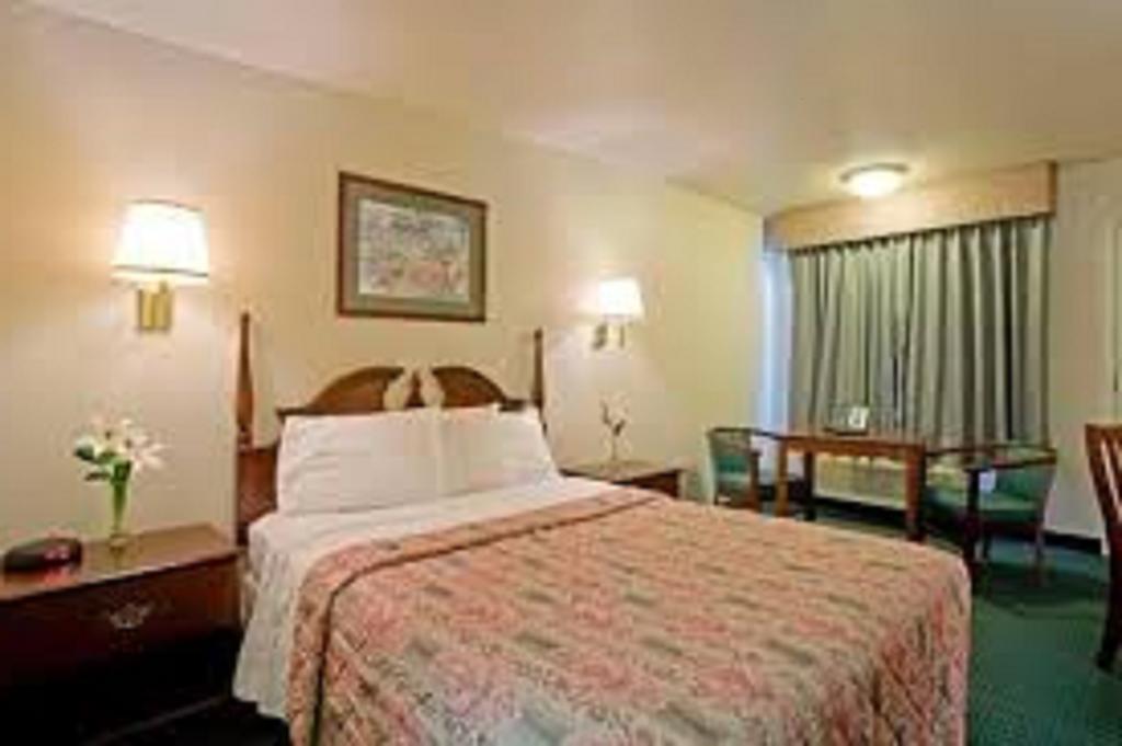 Wellsville Best Inn الغرفة الصورة