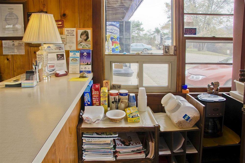 Wellsville Best Inn المظهر الداخلي الصورة